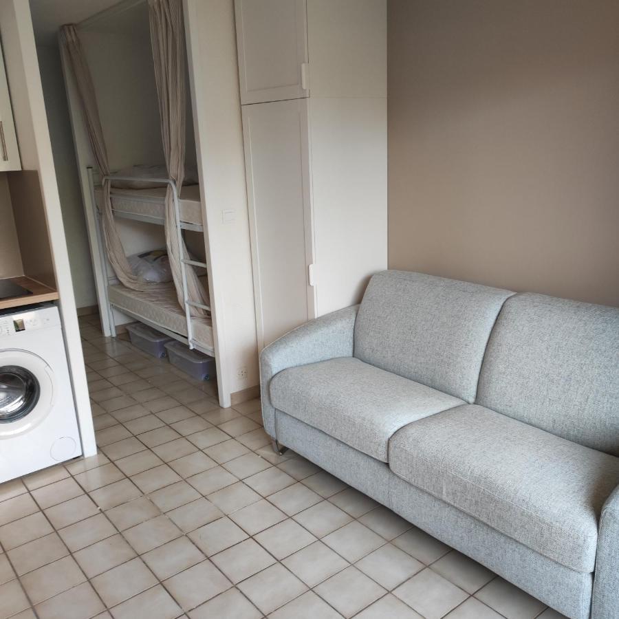 Studio Cabine Quatre Couchages Classe 2 Etoiles Bormes-les-Mimosas Exterior photo